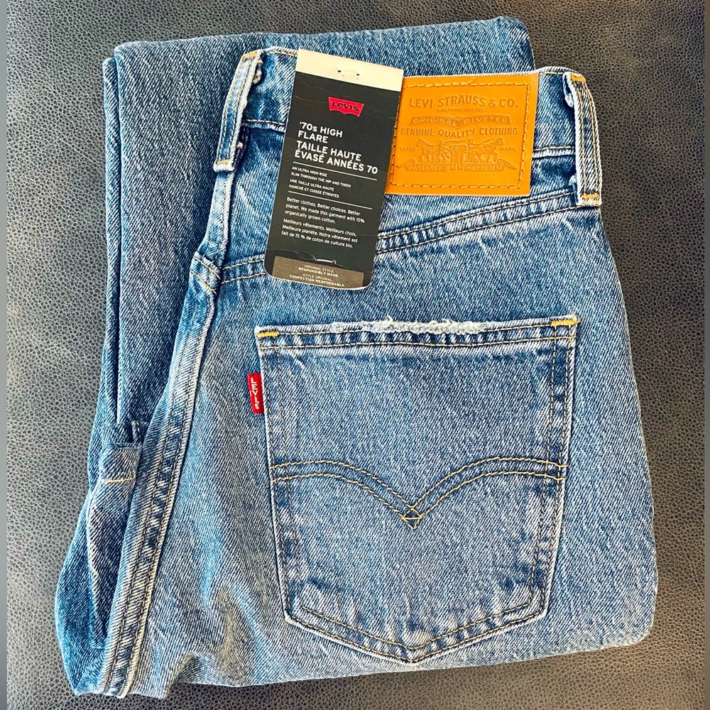 BNWT LEVI’S JEANS